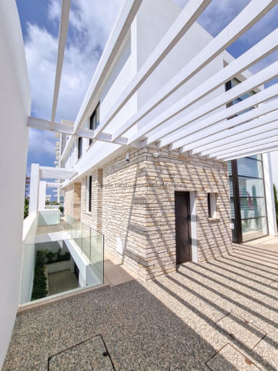 Image No.40-5 Bed Villa for sale