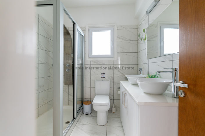 Image No.12-4 Bed Villa for sale