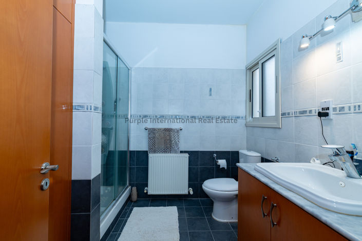 Image No.12-4 Bed Villa for sale