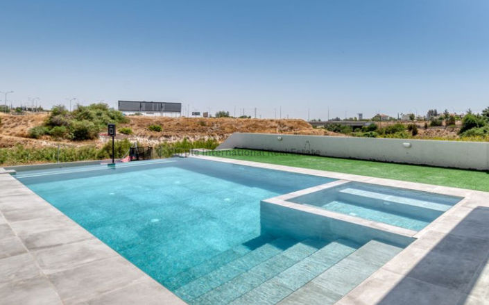 Image No.11-6 Bed Villa for sale