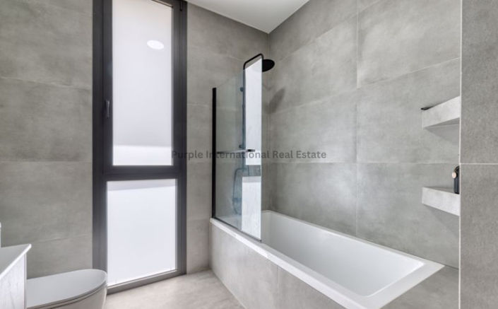 Image No.15-6 Bed Villa for sale