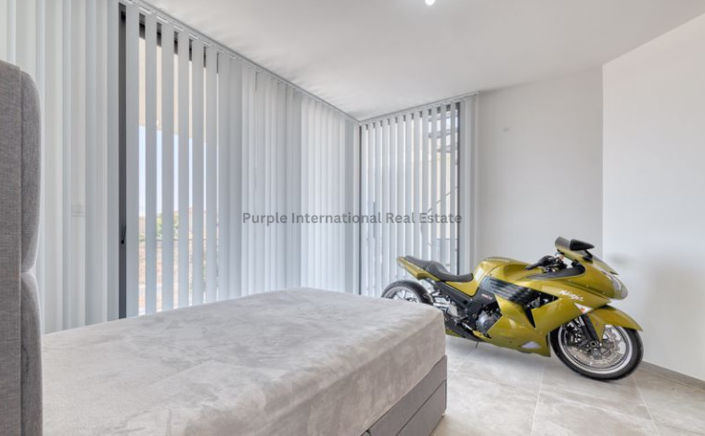 Image No.20-6 Bed Villa for sale