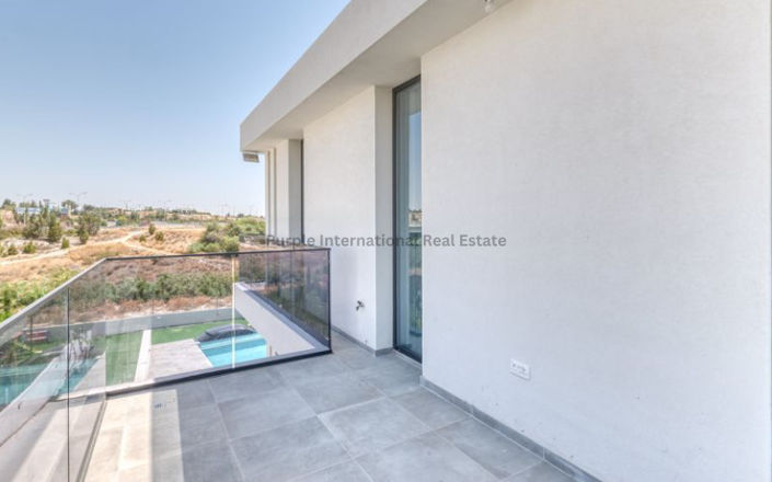 Image No.26-6 Bed Villa for sale