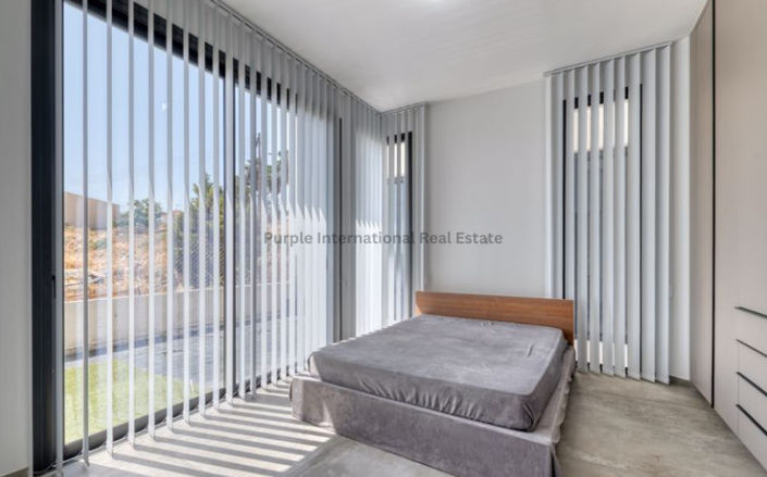 Image No.4-6 Bed Villa for sale