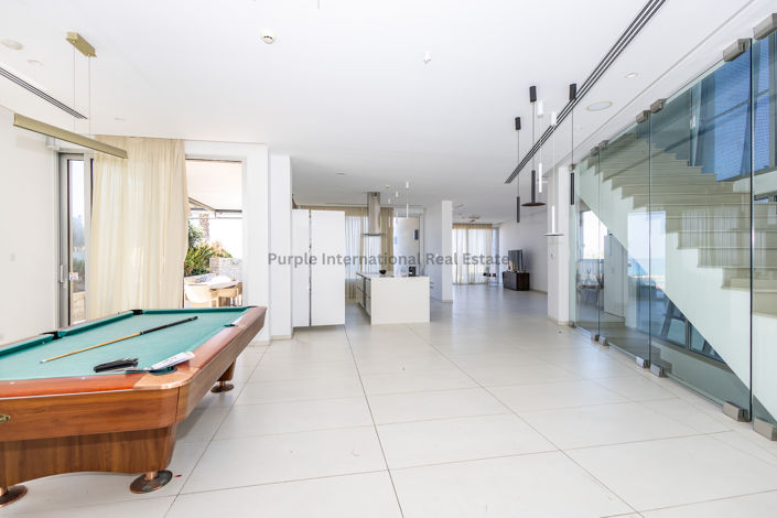 Image No.2-6 Bed Villa for sale