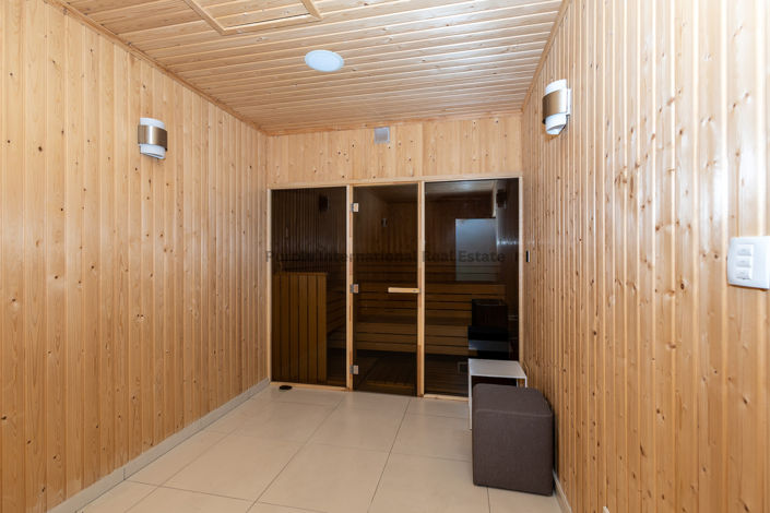 Image No.40-6 Bed Villa for sale