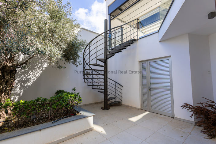 Image No.45-6 Bed Villa for sale