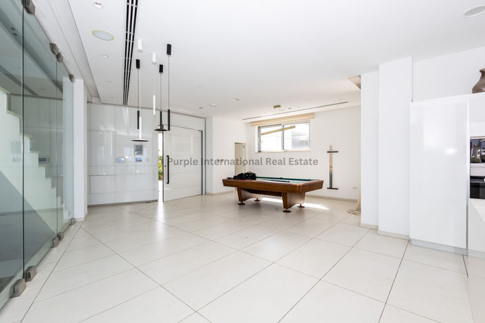 Image No.8-6 Bed Villa for sale