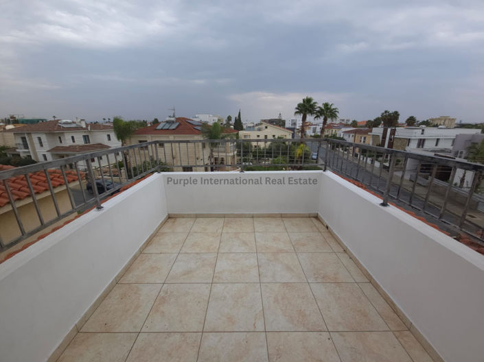 Image No.3-5 Bed Villa for sale
