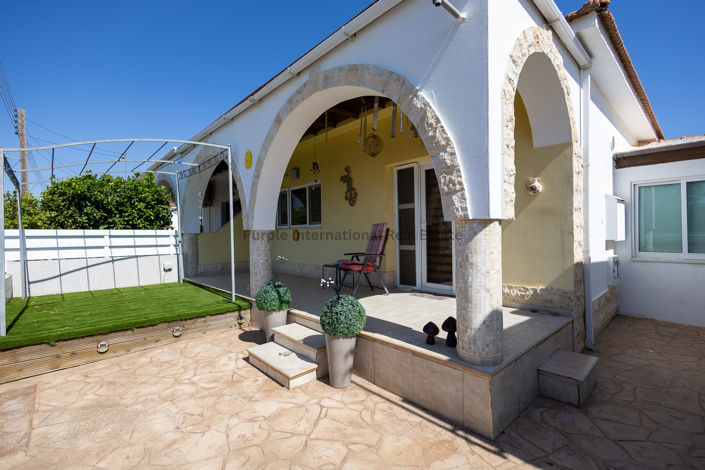 Image No.3-2 Bed Bungalow for sale