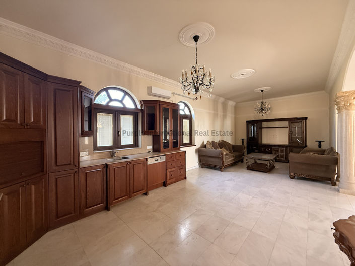 Image No.3-4 Bed Villa for sale