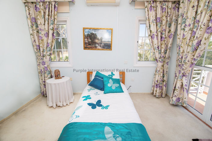Image No.29-3 Bed Villa for sale
