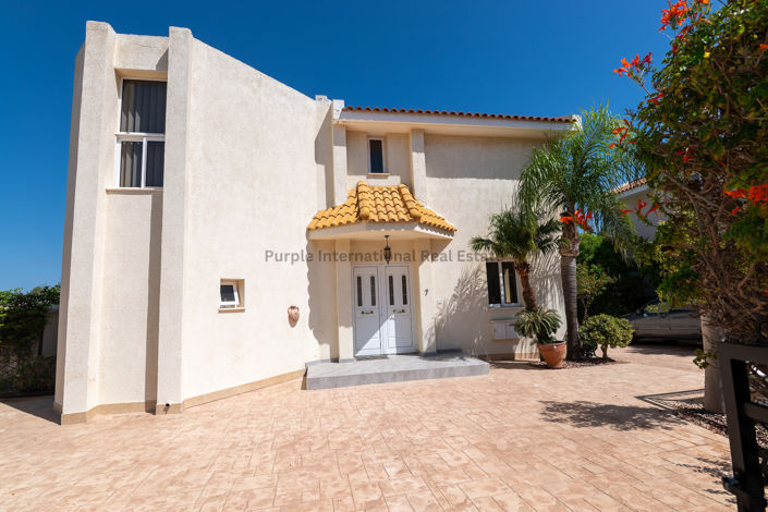 Image No.22-3 Bed Villa for sale