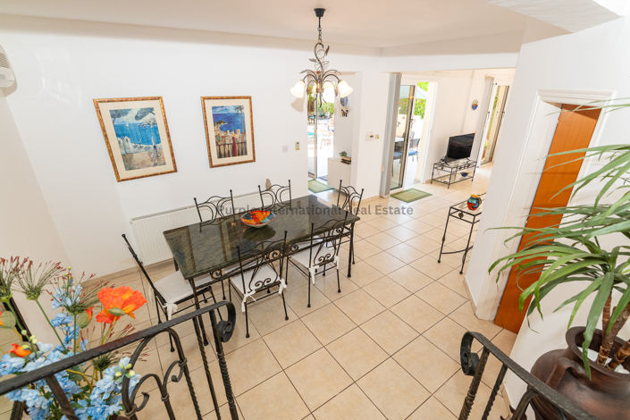 Image No.9-3 Bed Villa for sale