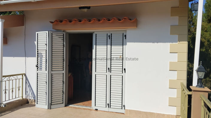 Image No.10-3 Bed Villa for sale