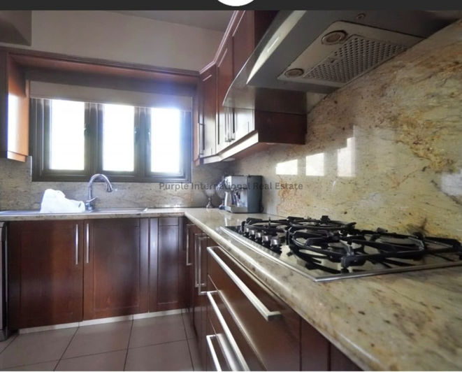 Image No.14-4 Bed House for sale