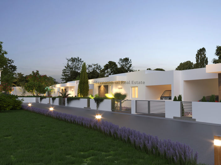 Image No.8-2 Bed Bungalow for sale