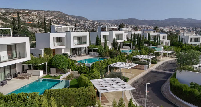 Image No.2-5 Bed Villa for sale
