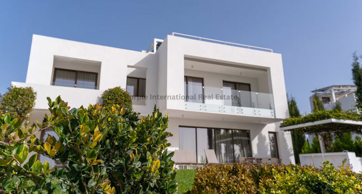 Image No.3-5 Bed Villa for sale