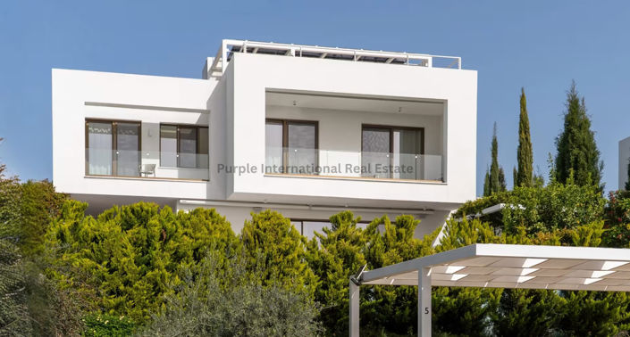 Image No.8-5 Bed Villa for sale