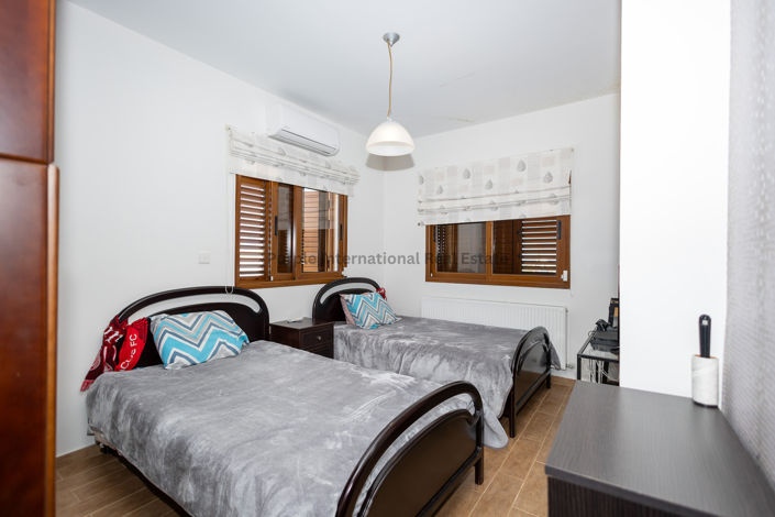 Image No.18-3 Bed Villa for sale