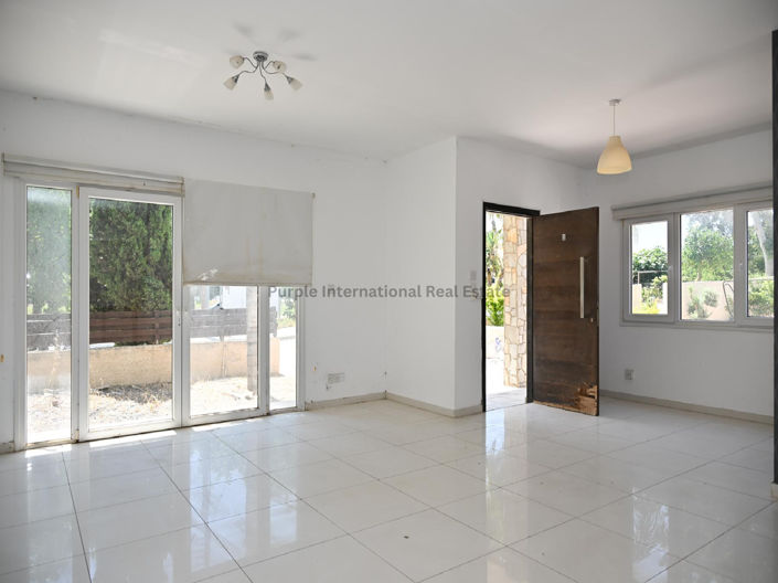 Image No.12-3 Bed Villa for sale