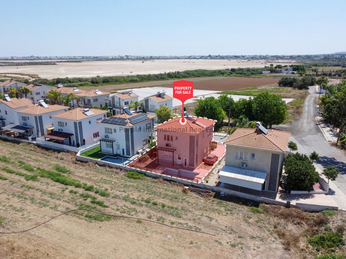 Image No.13-3 Bed Villa for sale