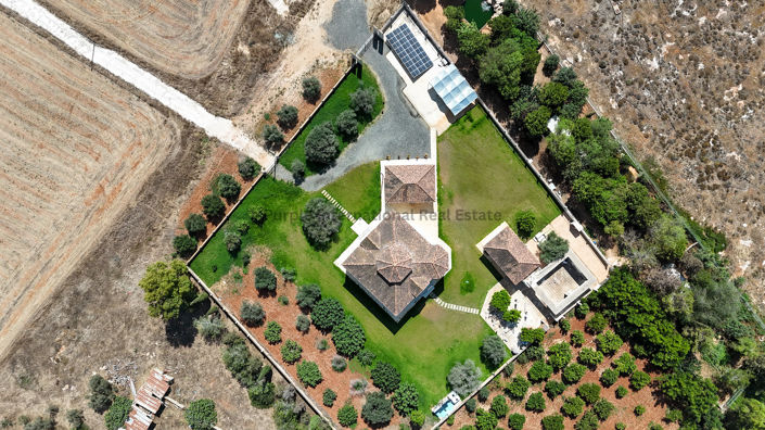Image No.44-6 Bed Villa for sale