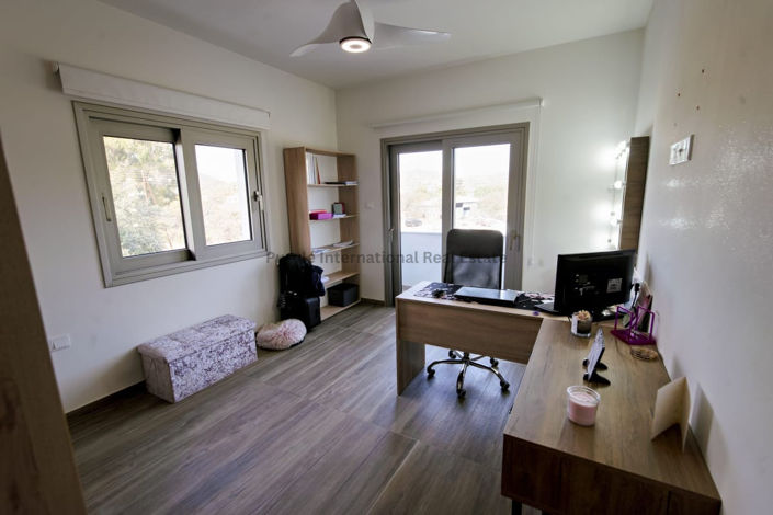 Image No.17-4 Bed Villa for sale