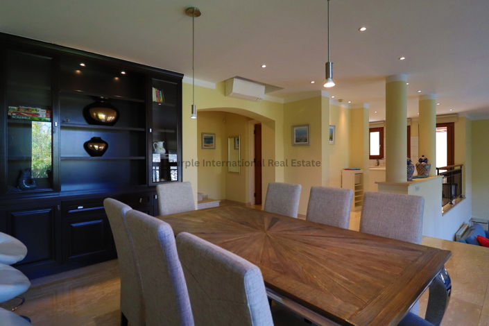 Image No.15-4 Bed Villa for sale