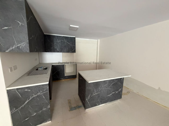 Image No.31-5 Bed House for sale