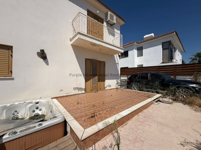 Image No.23-4 Bed House for sale