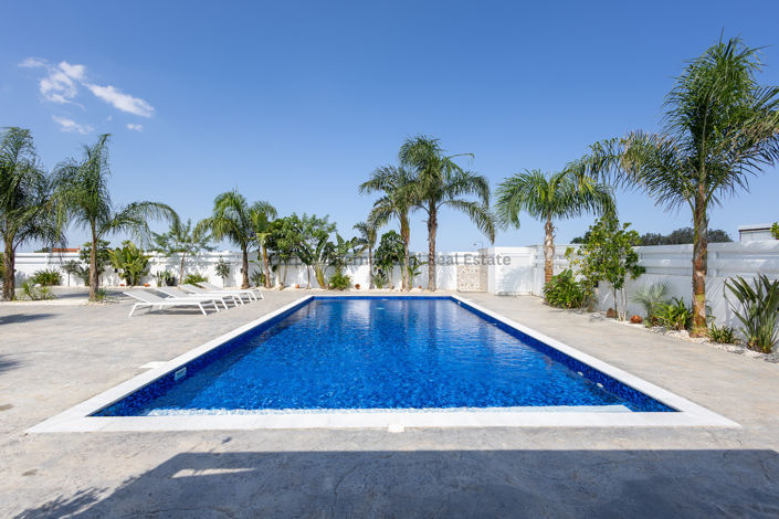 Image No.47-4 Bed Villa for sale