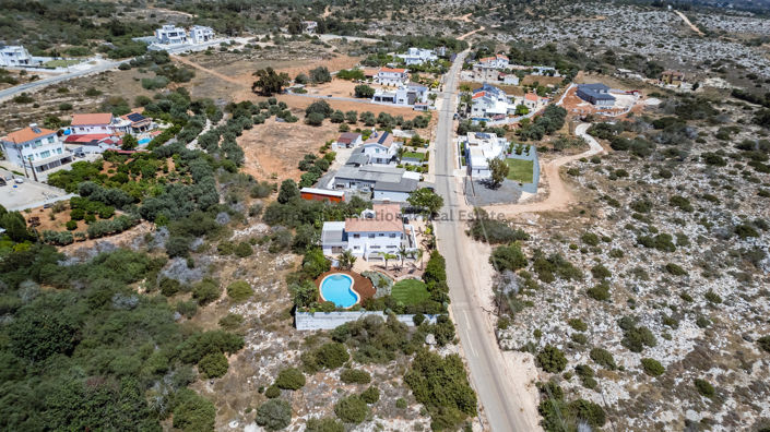 Image No.21-4 Bed Villa for sale
