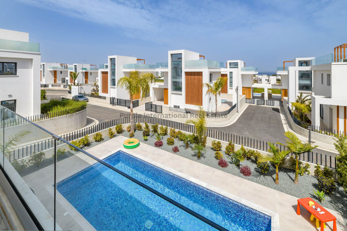 Image No.14-3 Bed Villa for sale