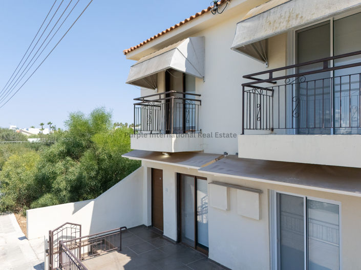 Image No.6-2 Bed Townhouse for sale