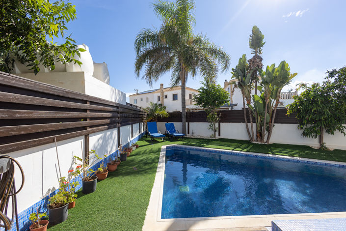Image No.21-3 Bed Villa for sale