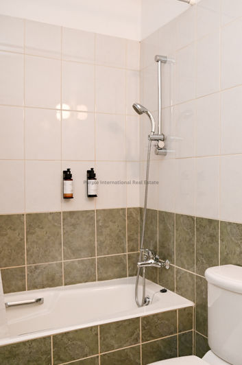 Image No.26-2 Bed Apartment for sale