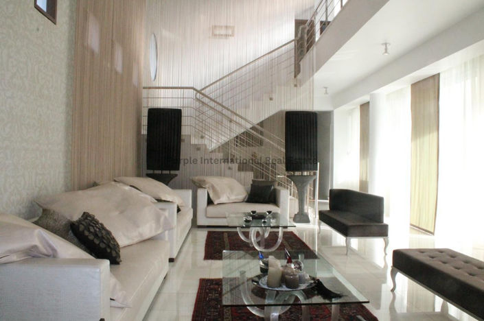 Image No.2-5 Bed Villa for sale