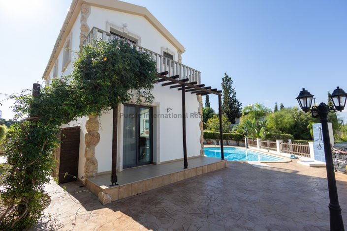 Image No.12-3 Bed Villa for sale