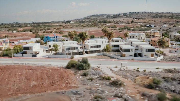 Image No.2-3 Bed Villa for sale