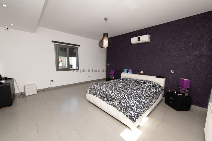 Image No.16-4 Bed Bungalow for sale