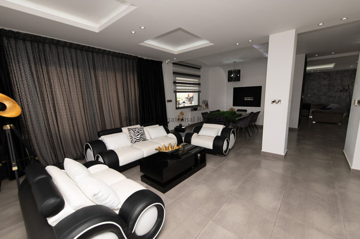Image No.4-4 Bed Bungalow for sale