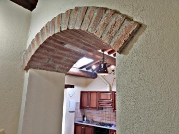 Stonehouse-for-Sale-Val-d-Orcia-Tuscany--36-