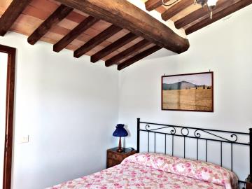 Stonehouse-for-Sale-Val-d-Orcia-Tuscany--40-