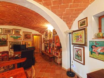 Rural-House-for-Sale-Serre-di-Rapolano-Castle-Tuscany---AZ-Italian-Properties-for-Sale-Tuscany--15-