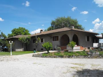 Luxury-Villa-in-Tuscany-For-Sale-Valdichiana---AZ-Italian-Properties-15-