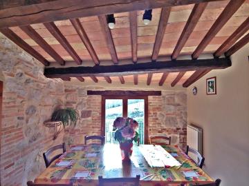 Stonehouse-for-Sale-Val-d-Orcia-Tuscany--41-