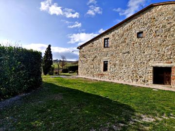 Stonehouse-for-Sale-Val-d-Orcia-Tuscany--52-