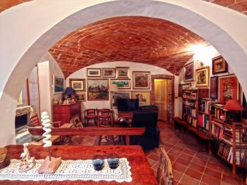Rural-House-for-Sale-Serre-di-Rapolano-Castle-Tuscany---AZ-Italian-Properties-for-Sale-Tuscany--26-